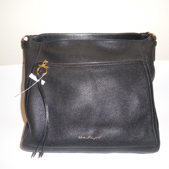 SOLD Salvatore Ferragamo Ally Pebble Leather Purse - Picture 2 of 8
